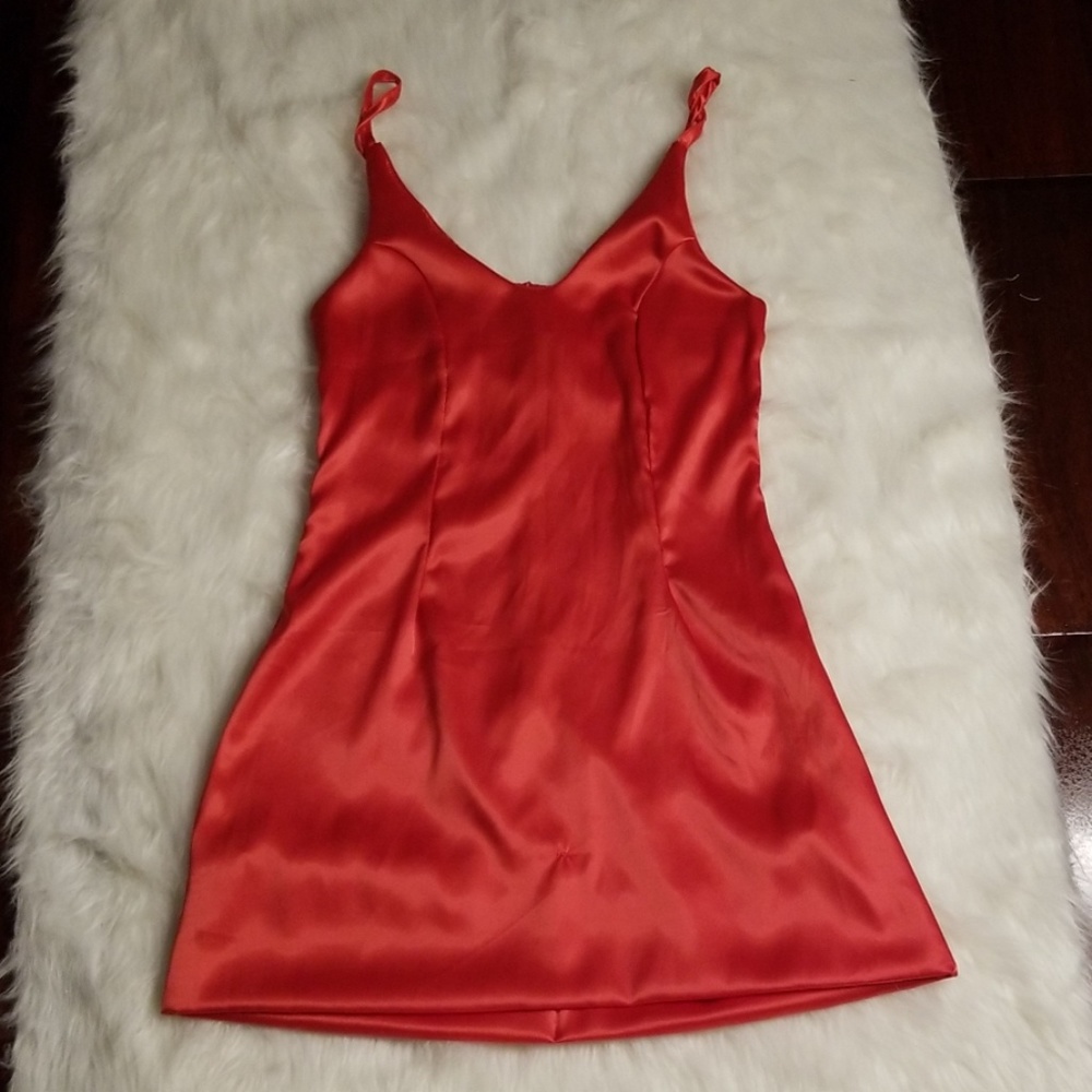 LAST ONE! Red Selena Dress Size L - Picture 2 of 5